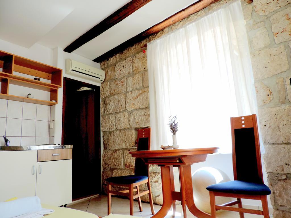 Apartment Biline Center Корчула Номер фото